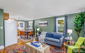 New River Gorge Cottage W Hot Tub, Fire Pit, Grill