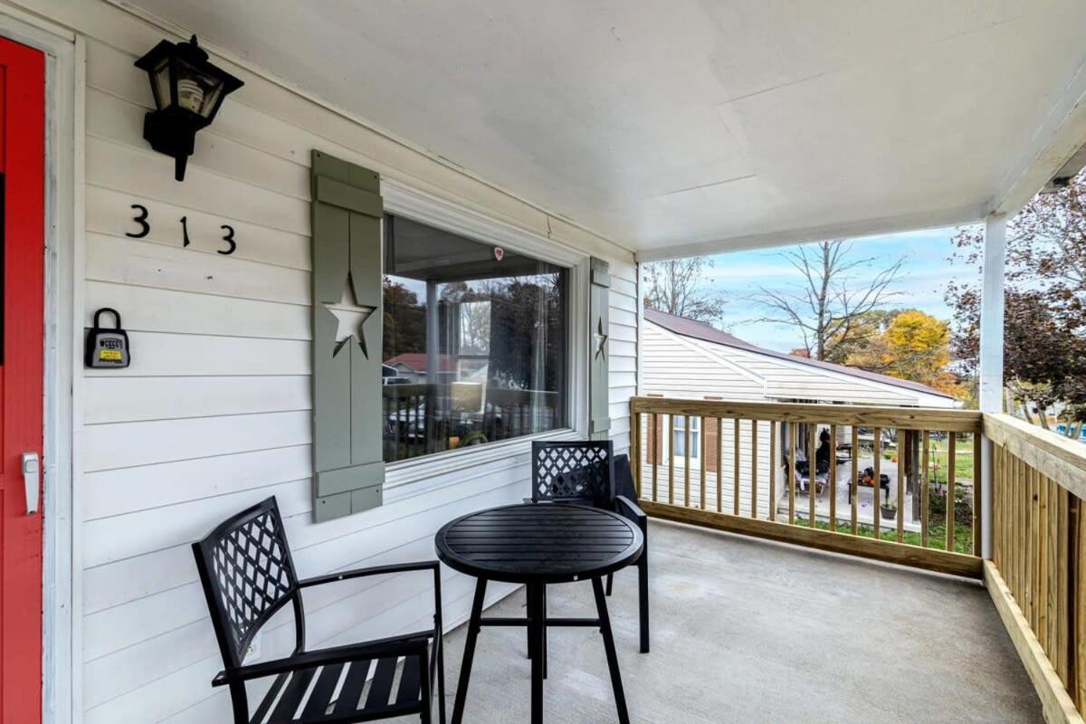 New River Gorge Cottage W Hot Tub, Fire Pit, Grill Oak Hill Exterior photo